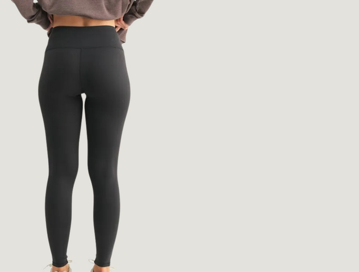 <h2>LIVING WELL</h2>