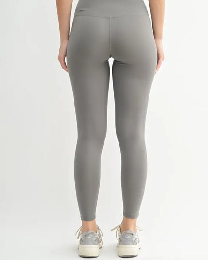 MONO B Venice Cloud Light Contour High-Waisted Leggings.