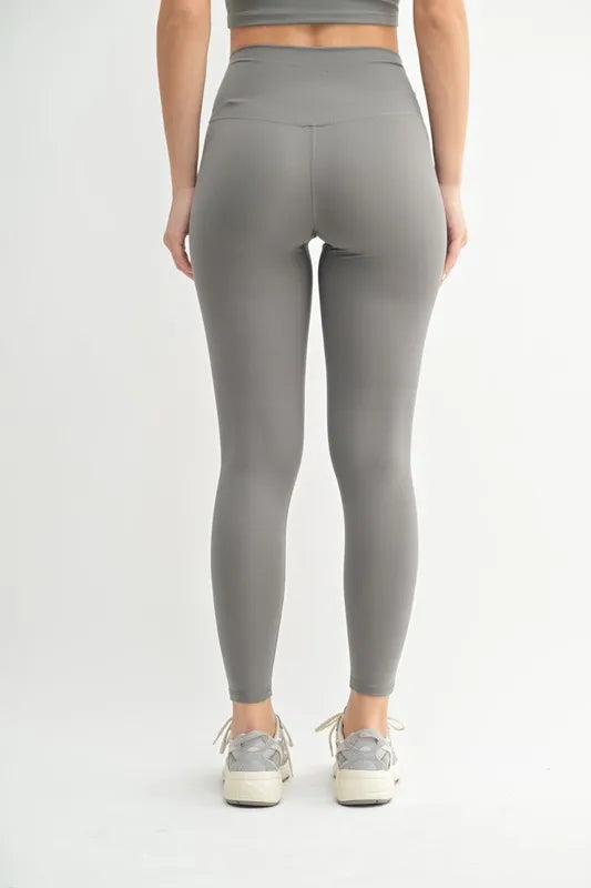 MONO B Venice Cloud Light Contour High-Waisted Leggings.