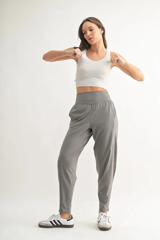 MONO B Flowbarrel High Waist Active Pants.
