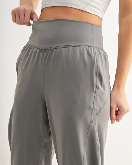 MONO B Flowbarrel High Waist Active Pants.